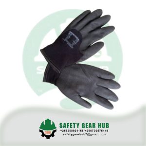 Cold room resistant gloves