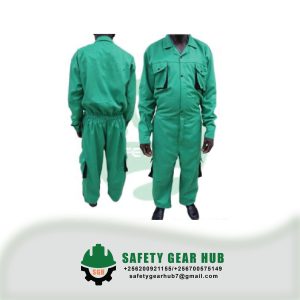 Overalls with cargo pockets Uhuru Green